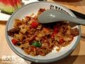肉汁拌饭快餐消费人群多吗？收益更可观